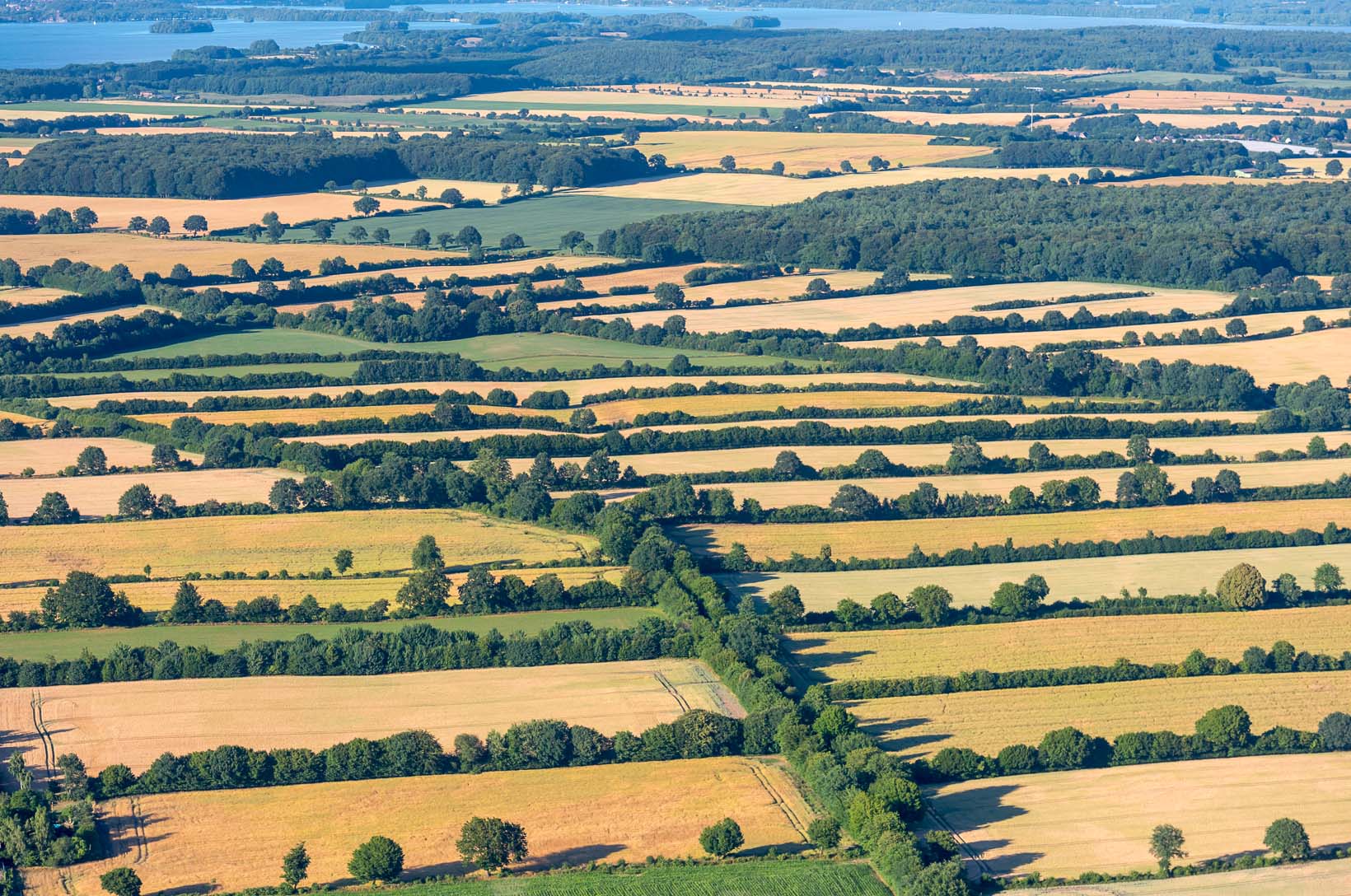 Luftbild von Endmoraenen auf dem Geestruecken