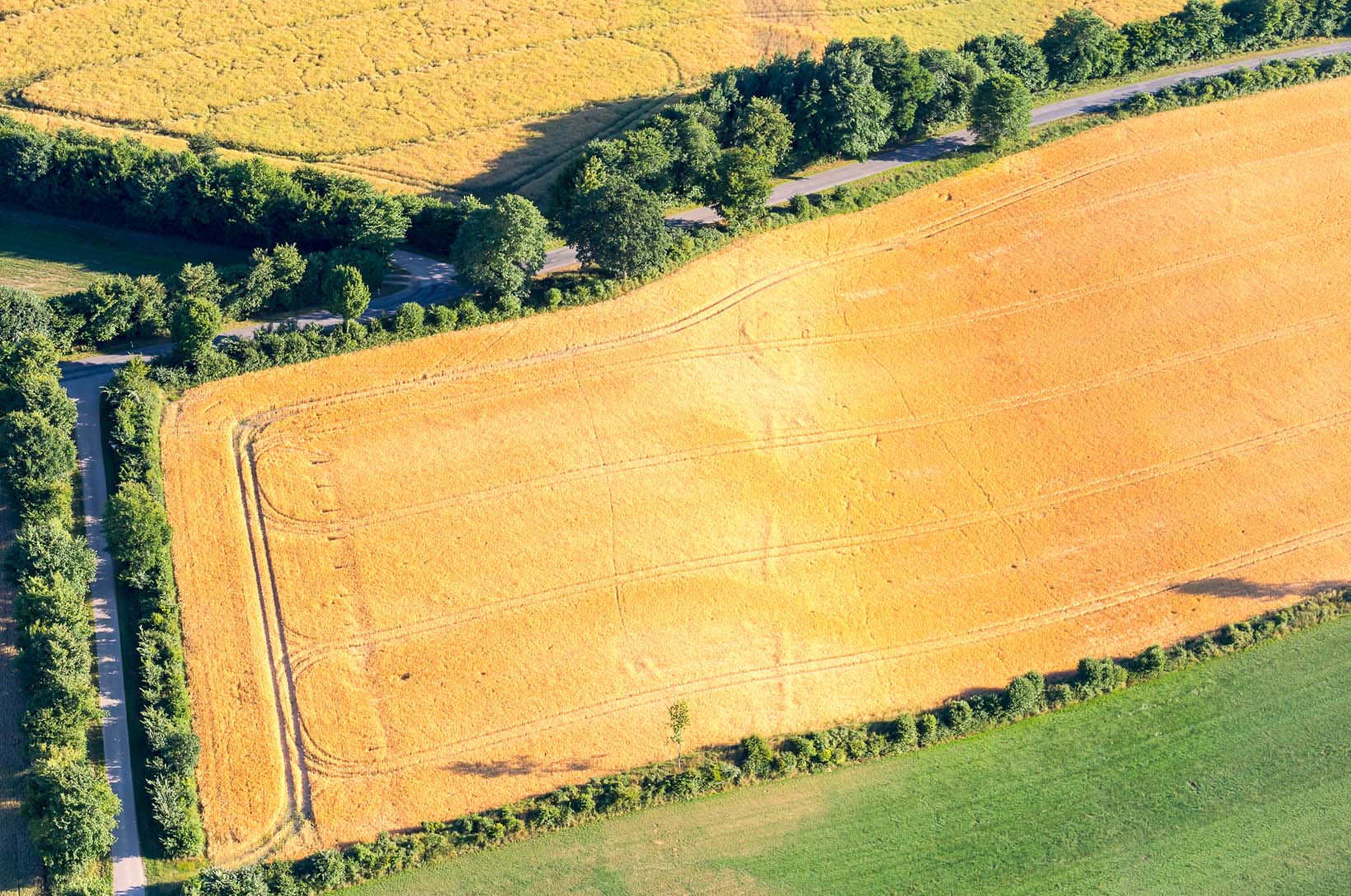 Luftbild von Endmoraenen auf dem Geestruecken