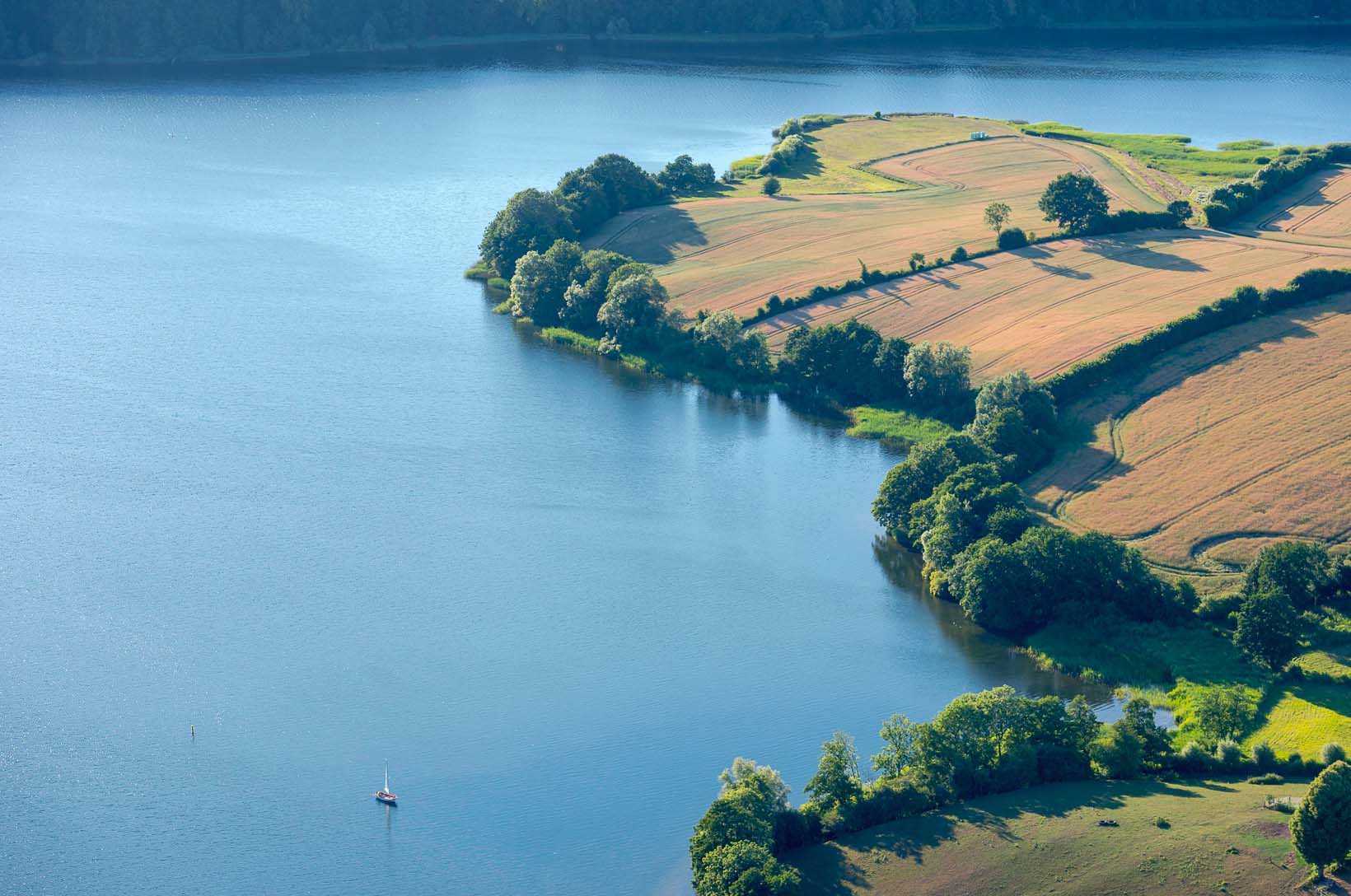 Luftbild von Endmoraenen auf dem Geestruecken