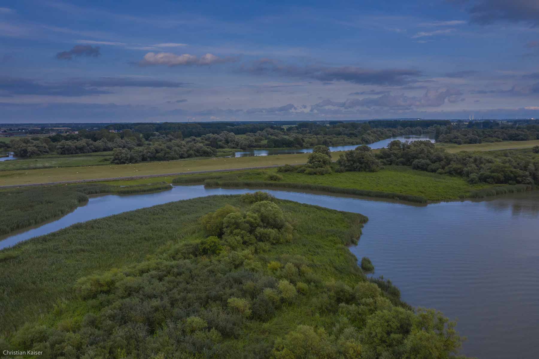 the Haseldorfer Binnenelbe behind the dike an in the front